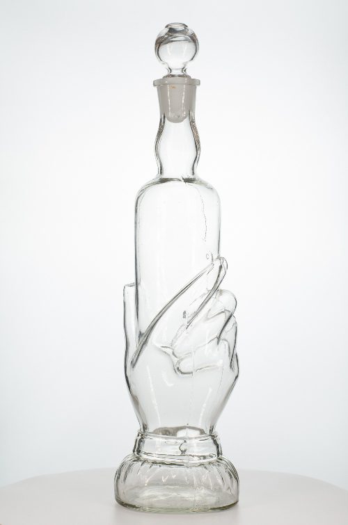 Ракурс 1.2. Фигурная бутылка «Рука, держащая бутылку». Российская империя. XIX - XX век.