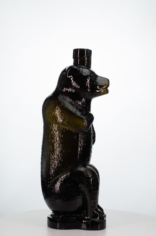 Фигурная бутылка «Медведь». Российская империя. XIX - XX век.