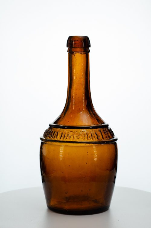 Ракурс 1.2. Бутылка пивная «Богемия И. Дурдина»