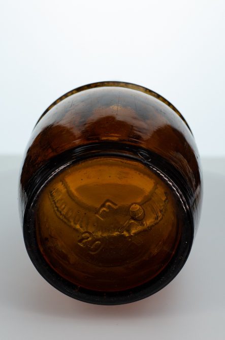Фотография дна бутылка пивная «Богемия И. Дурдина»