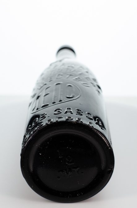 Фотография дна бутылка пивная «ЛЕПО пивзавод Петроград»