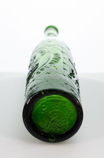 Фотография дна бутылка пивная «Бавария С. Петербург»