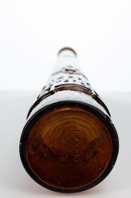 Фотография дна бутылка пивная «Калинкинское С. Петербург»